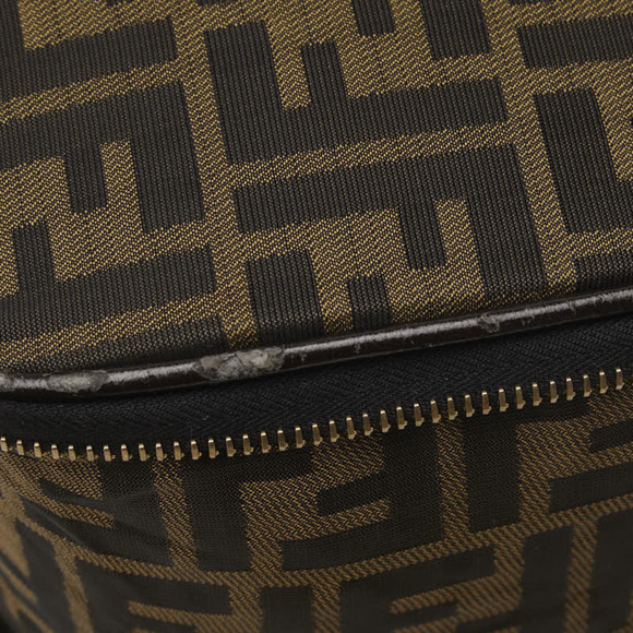 Fendi Zucca Canvas Vanity Bag Canvas Vanity Bag 26554 in Good condition - Picture 7 of 15